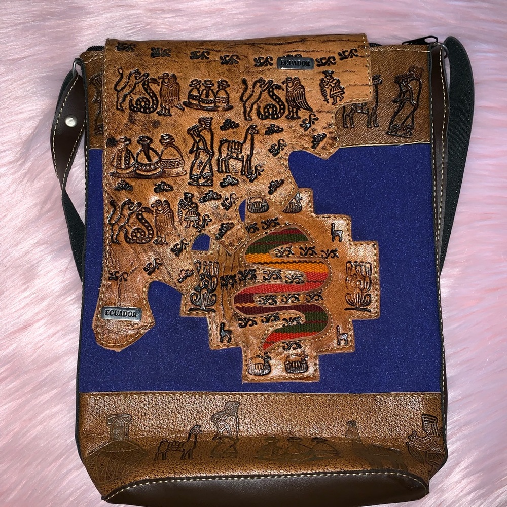 ❗️SOLD❗️ Authentic Ecuadorian Crossbody Bag